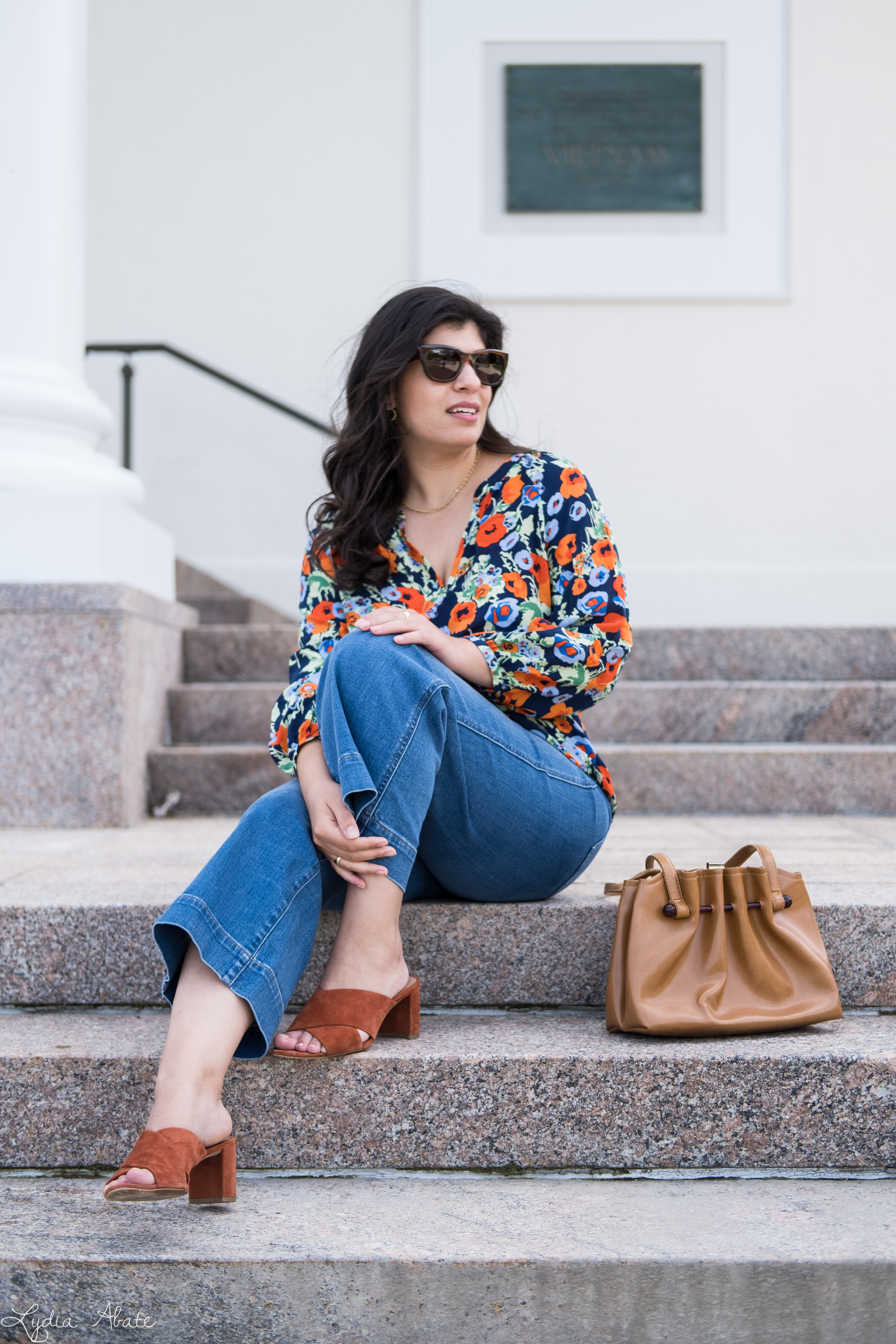 floral silk blouse, wide leg jeans, rust mules, brown bag-9.jpg
