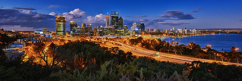 sony perth westernaustralia australia kingspark monument cityscape skyline panorama sunset dusk bluehour evening light lighttrails city urban landscape clouds blue a7r sigma 35mm