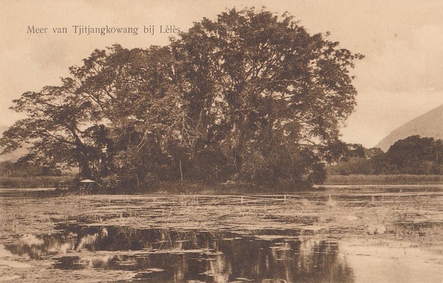 Leles - Lake of Cangkuang, 1912