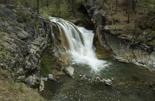 mckaycrossingfalls oregon spring water river stream cliff rocks trees waterfall pool america landscape