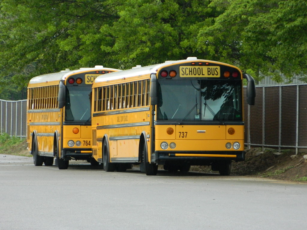 cabell-county-schools-737-764-bus-lot-huntington-wv-flickr