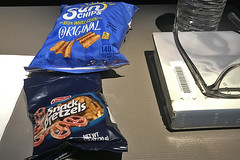 SQ SFO SIN - Snacks
