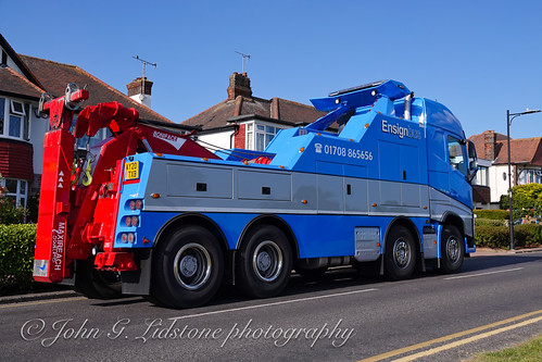 Brand new Ensignbus Volvo FH4 / Boniface heavy recovery vehicle AY20 TXB | by EastBeach68