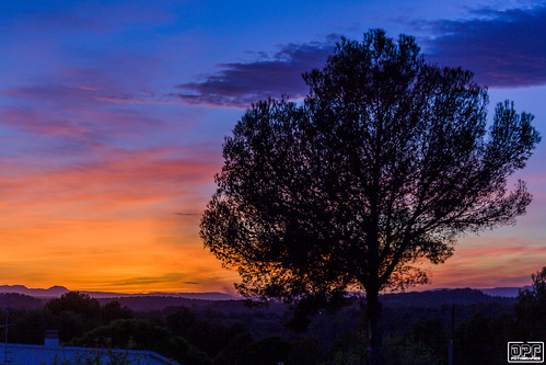 creixell tarragona catalunya spain sky sunset blue red