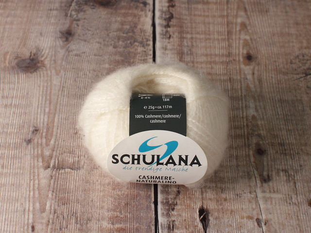 Destash yarn: Schulana Cashmere Naturalino 25g – natural ecru/off white
