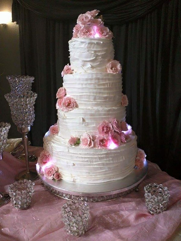 Cake by Dragonfly Cake Designs