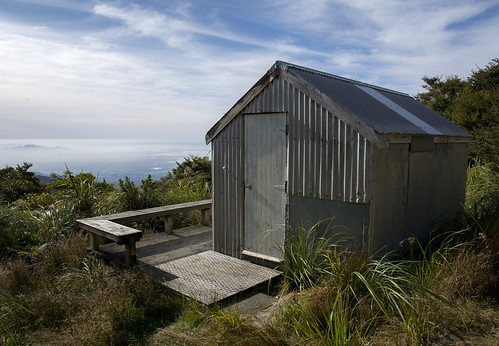 newzealand tramping trekking hut kaimaimamaku kaimai doc departmentofconservation