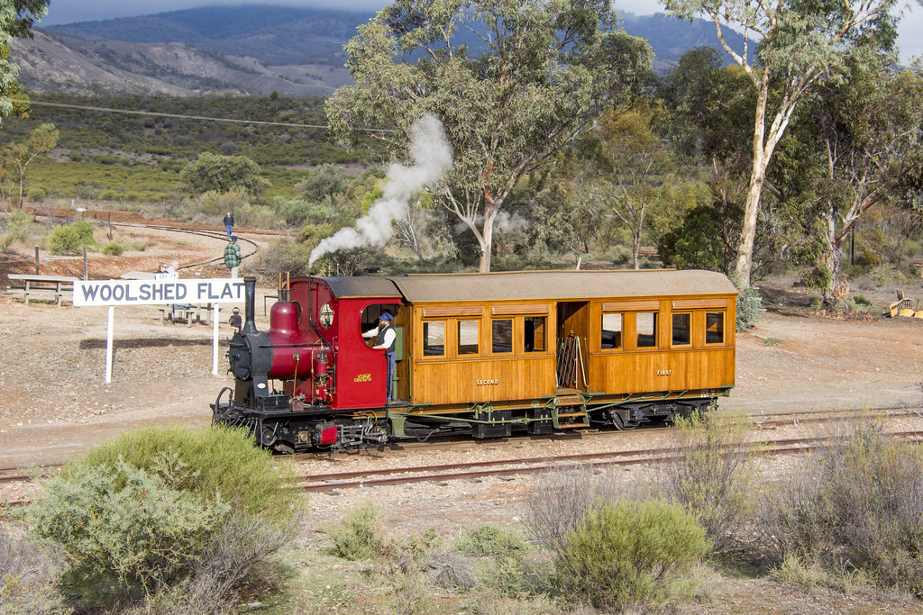South Australian Railways - 2-2-0WT steam locomotive "Coffee Pot" (Kitson Locomotive Works, Leeds 4356 / 1906)