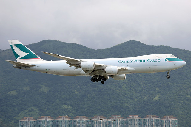 Cathay Pacific Cargo B747-8F B-LJK landing HKG/VHHH