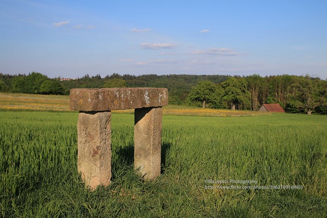 Hohengehren, Rainwiesen, traditional stone rest bench for farmers