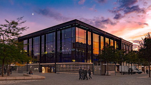 reims sunset reflection france architecture 16x9 gh3 fr lumixgvario1235