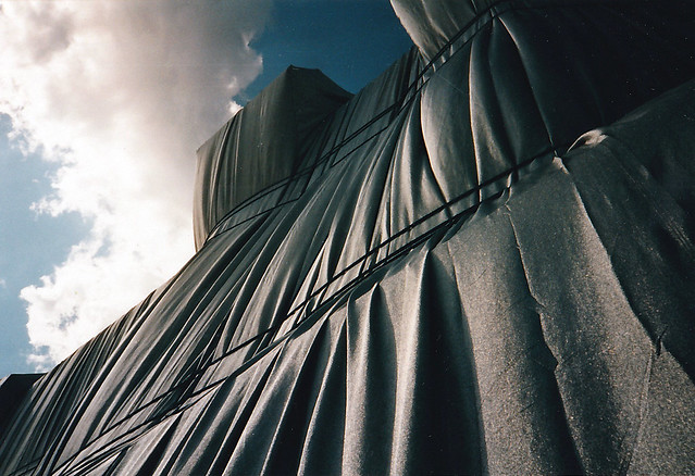 Der Verhüllte Reichstag / Wrapped Reichstag 1995