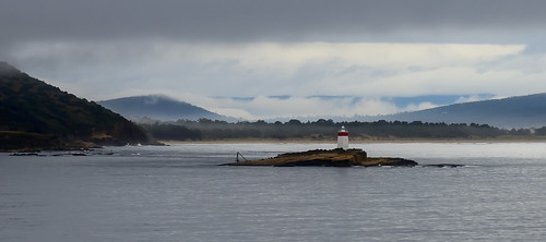 тасмания tasmania пейзаж landscape город порт city port остров island море океан sea ocean dmilokt маяк lighthouse