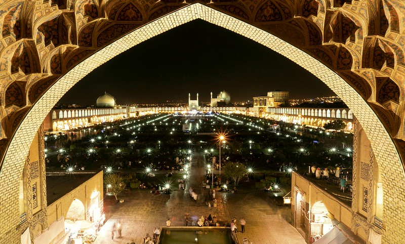 Naqsh-e Jahan Square at night