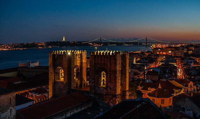 Lisboa / Lisbon: Catedral Sé Patriarcal,  Ponte 25 de Abril