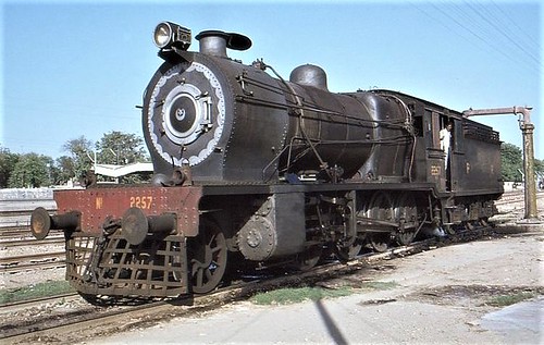 kitson train steam locomotive leeds pakistan raj india nwr hgs