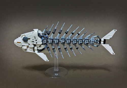 LEGO-Mecha-Skeleton-fish-01