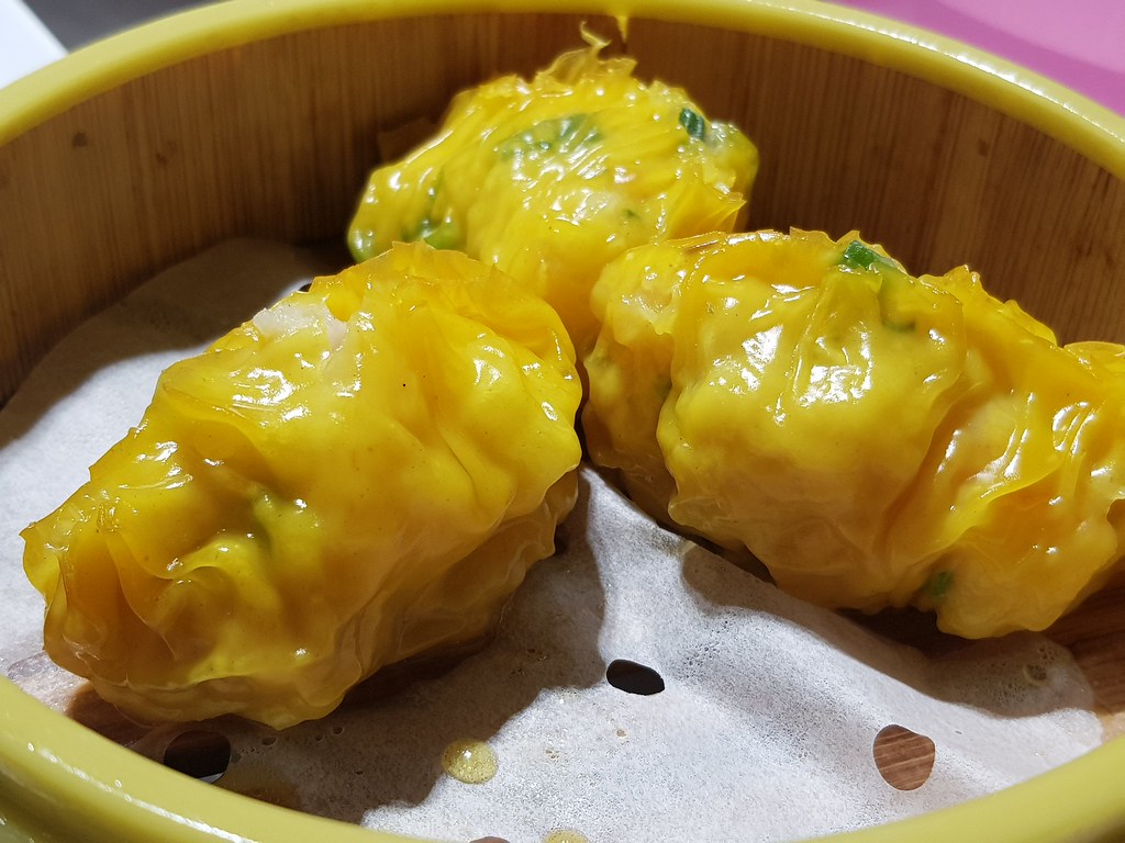 香菜饺 Coriander dumpling rm$5.50 @ 锦选香港点心 Restoran Jin Xuan Hong Kong Dim Sum USJ10