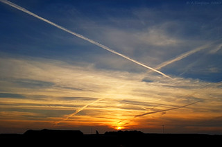 Sunset at Gatwick Airport (LGW/EGKK)