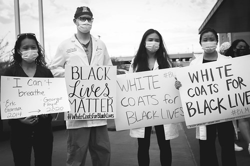 On June 5, 2020, medical students joined health care professionals across the country for 8 minutes and 46 seconds of silence to show solidarity with racial equality and justice for all. Photos by Dilara Onur.

#HealthCareWorkersforBlackLives #WhiteCoatsforbBlackLives