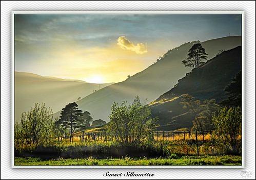 braemar riverdee sunset aberdeenshire tree silhouette bush walk sky rays scotland highland village ngc