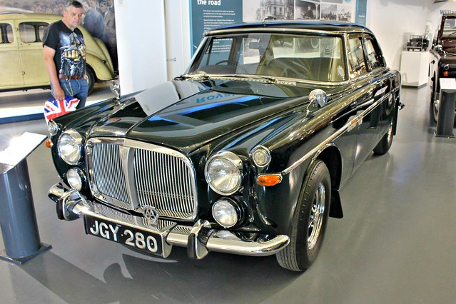 073 Rover P5B 3.5ltr Saloon (HRH The Queen) (1971) JGY 280