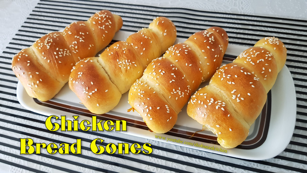 Bread Cones Recipe / Bread Cones Stuffed With Spicy Chicken / சிக்கன் பொடிமாஸ் / Shobanas Kitchen