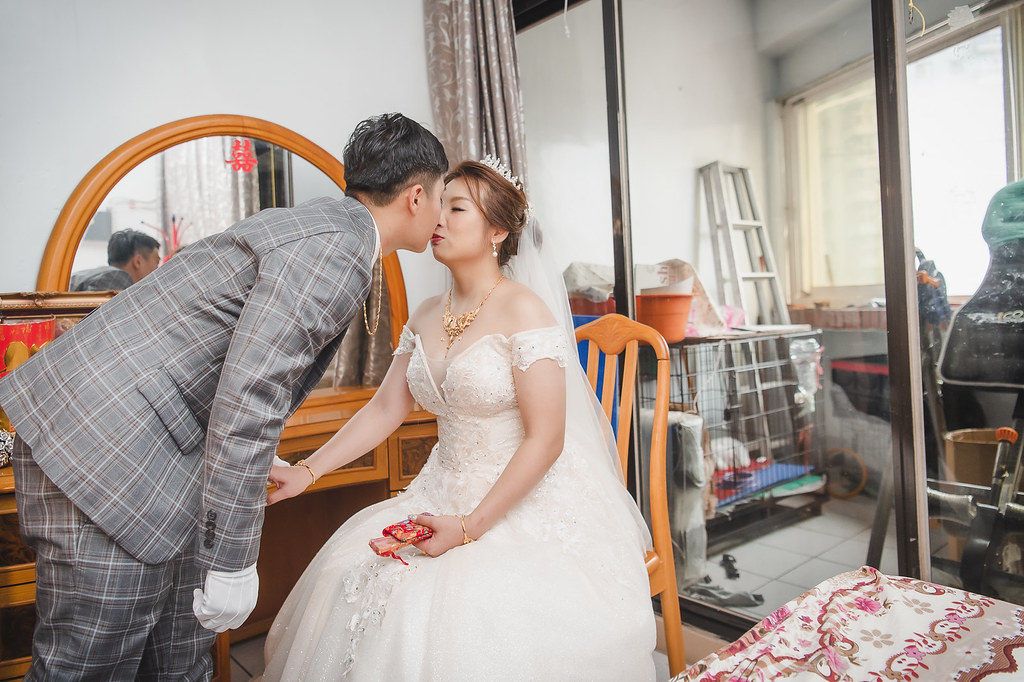 [婚禮攝影]俊騰伶芳 文定迎娶儀式@自宅-最專業的團隊完成每場完美婚禮紀錄，拍的不只好更要快! #婚攝作品