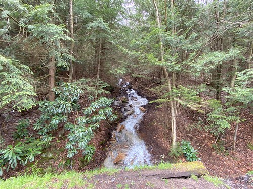 trail waterfall falls exposure gap