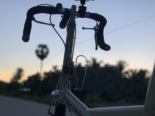 1974 F frame Moulton, Songkhla, Thailand. by ajkarn, sunset bicycle bike classic vintage thailand songkhla smallwheel moulton fframe