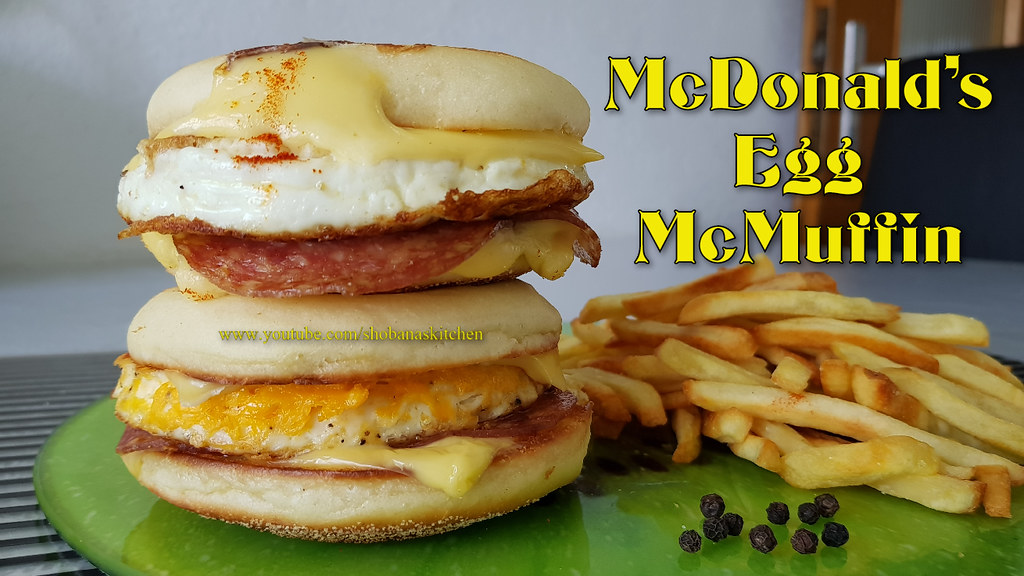 McDonald's Egg McMuffin Without Oven / Homemade Egg McMuffin Recipe / Shobanas kitchen
