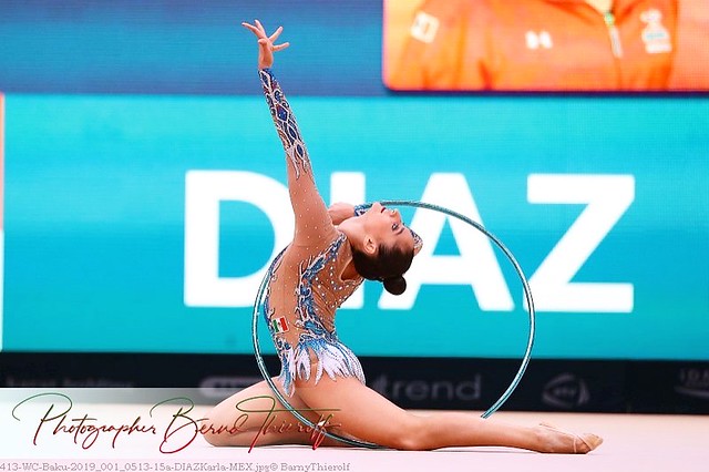 La gimnasta Karla Díaz comparte su pasión con la comunidad universitaria