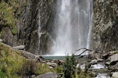 27-066 Thunder Creek Falls
