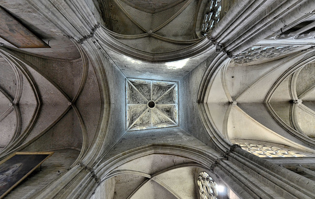 Evreux (Eure) - Eglise Saint-Taurin - Voûtes de la croisée du transept