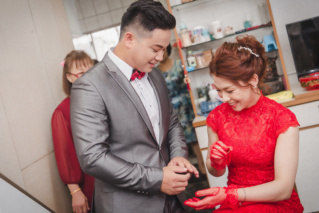 [婚禮攝影]政成芳瑩 文定迎娶@自宅-最專業的團隊完成每場完美婚禮紀錄，拍的不只好更要快! #婚攝