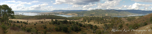 australia queensland somersetlake ladscape vista view water mountains forest trees clouds sky panorama dam