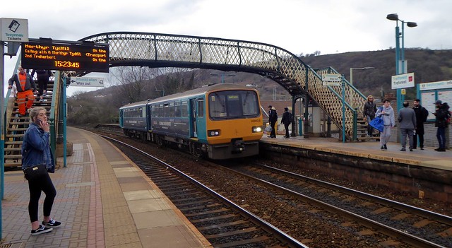 143604 to Cardiff Central at Treforest