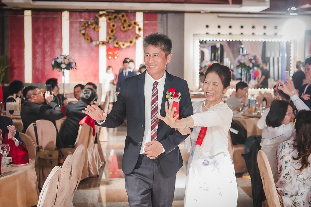 [婚禮攝影]義雄奕璇 迎娶午宴@八德竹園餐廳-最專業的團隊完成每場完美婚禮紀錄，拍的不只好更要快! #台北婚攝
