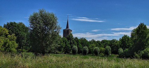 nature national landscape germany travel outdoor outside sonya7ii niederrhein tamron18200mm laea3adapter blue sky composition green meadows trees church building history nrw
