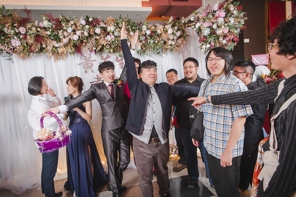 [婚禮攝影]義雄奕璇 迎娶午宴@八德竹園餐廳-最專業的團隊完成每場完美婚禮紀錄，拍的不只好更要快! #婚攝推薦