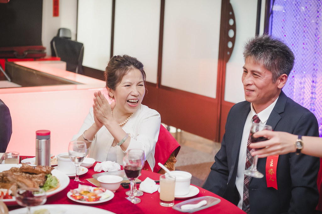 [婚禮攝影]義雄奕璇 迎娶午宴@八德竹園餐廳-最專業的團隊完成每場完美婚禮紀錄，拍的不只好更要快! #婚禮紀錄