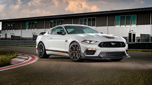 2021-ford-mustang-mach-1 (19)