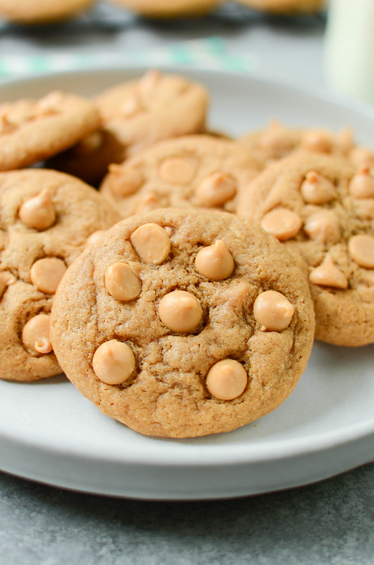 Butterscotch Pudding Cookies - delicious and soft butterscotch cookies with butterscotch chips. A quick and easy cookie recipe!