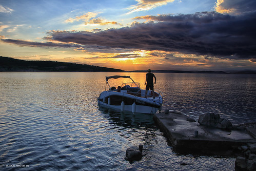 dusk sunset sun sea boat canon