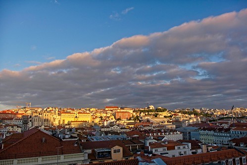 lisbon portugal sunrise cityscape clouds fujifilm xt2 morning morninglight goldenlight