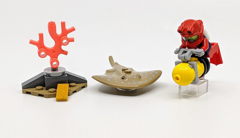 30370: LEGO City Ocean Exploration Diver Polybag