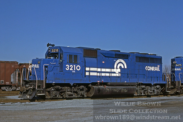 GP40 3210 at Harrington, DE on 3/23/88.