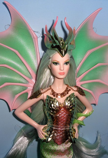2020 Dragon Empress Barbie (4)