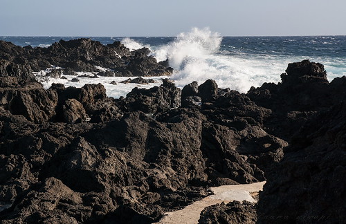pantelleria calapiccola mare sea onde waves comber roccia rocks landscape paesaggio