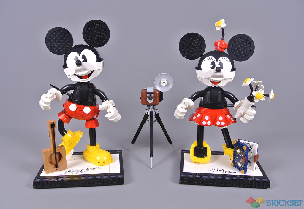 Lego Mickey Mouse & Minnie Mouse Minifigures Red White & Blue 